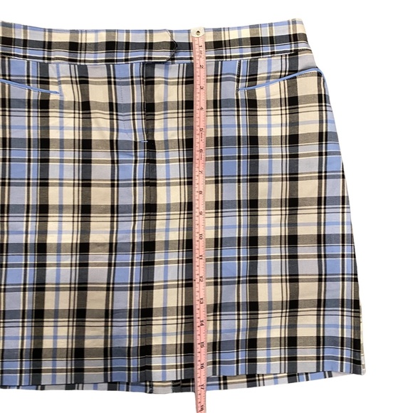 IZOD NWOT Golf Classic Blue/White/Black Plaid Skort 4 - Picture 12 of 12